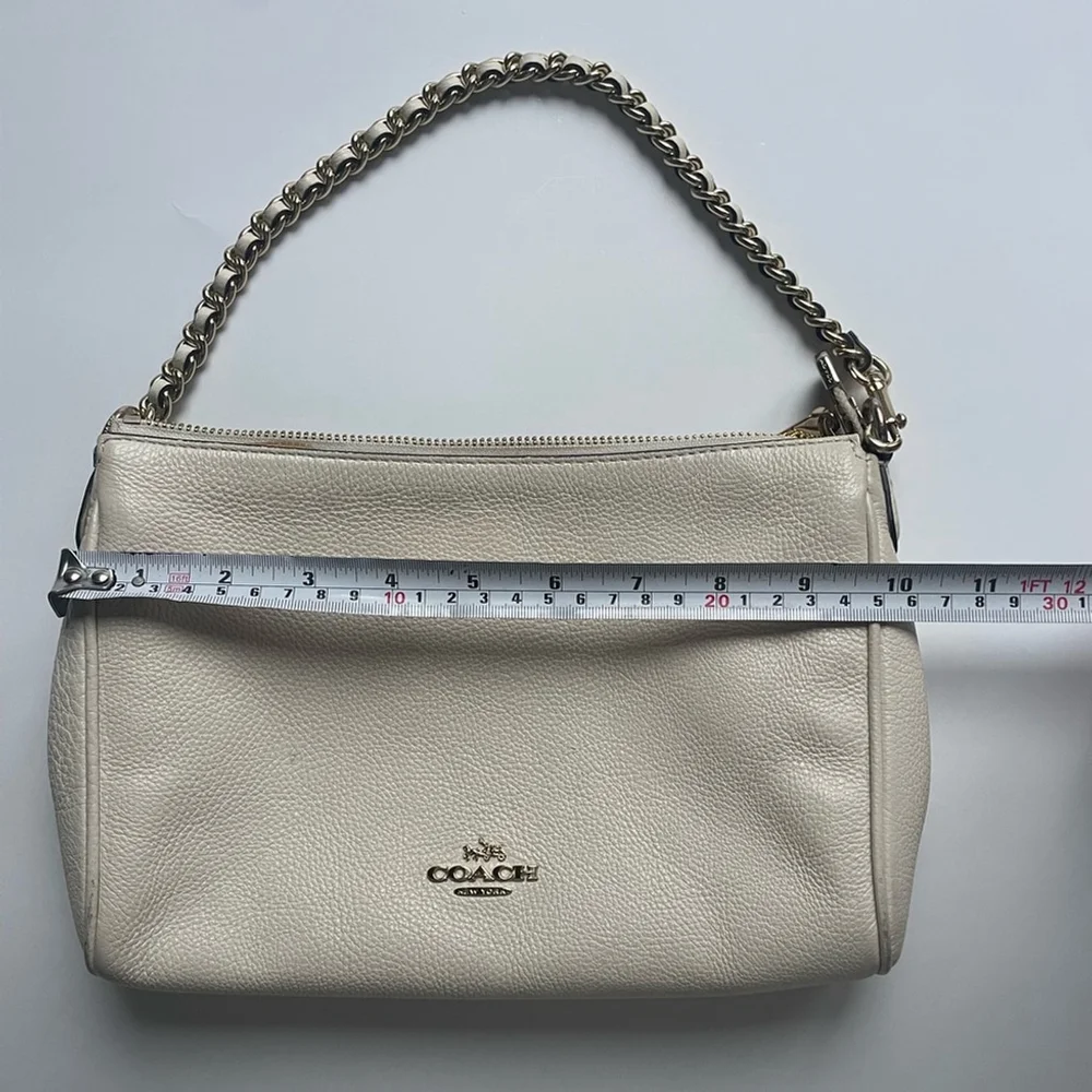 Coach Off-White Leather Shoulder Bag - Picture 8 of 10